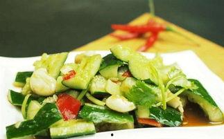 深圳街边吃瓜,瓜果飘香，闲话家常